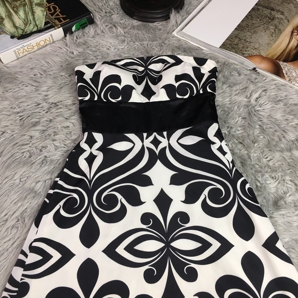 White House Black Market Dress - Picture 2 of 8